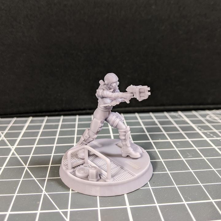 Zasha (Diesel Rider & Spy) - Dieselpunk Collection | 28mm/32mm Sci-fi Industrial Wargaming Miniatures TTRPG Maslow Group Messenger Heroine