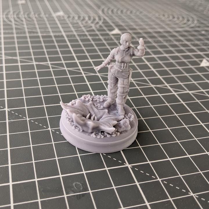 
Dr Kaitlin Goodhope - Space Scientist (Space Pioneers Collection) | Mountain Stronghold Corp 28mm/32mm TTRPG Sci-fi Wargaming Hero Miniature