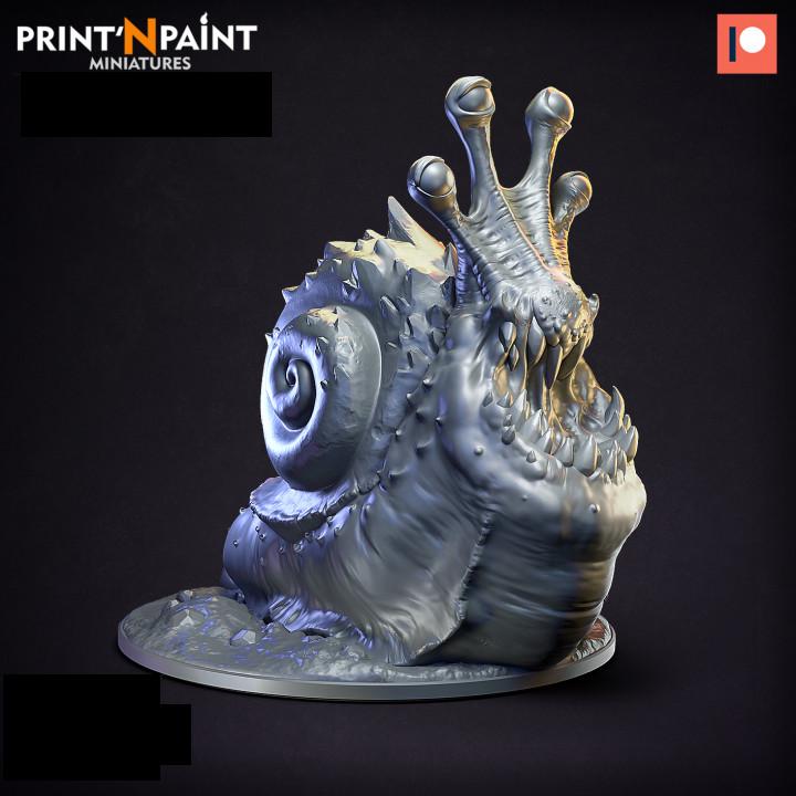 
Giant Snail Miniature – Dungeons and Dragons DnD 5e Pathfinder RPG Tabletop Fantasy Figure –PnP