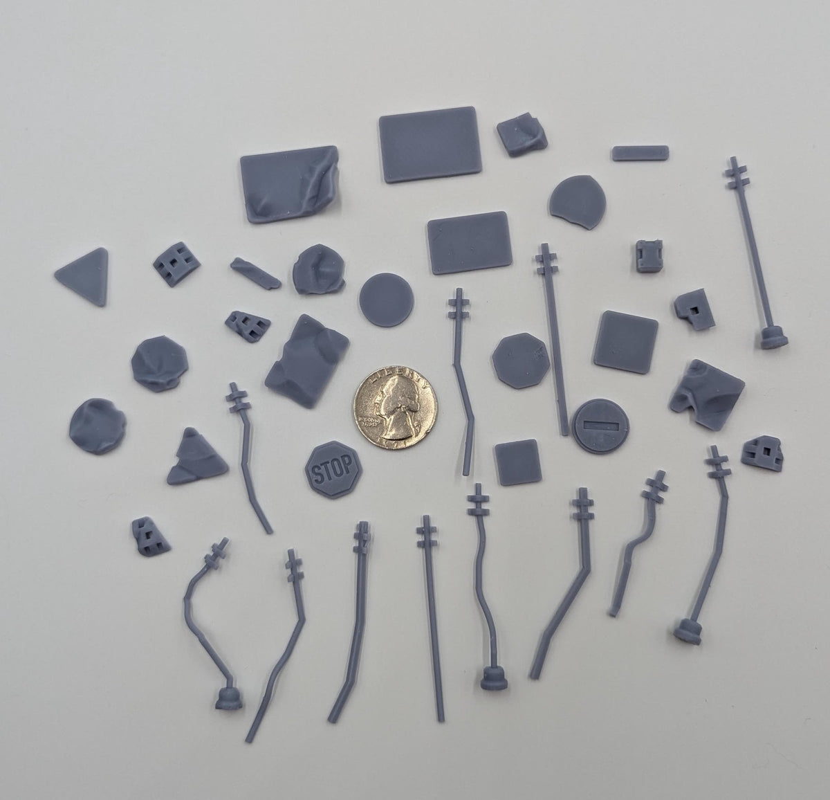
37pc Road Signs (Basing Bits 2.0) 28mm/32mm TTRPG 40K Post-apoc Wargaming Basing Materials Dystopian City Road Sign Scenery ElementsZbW