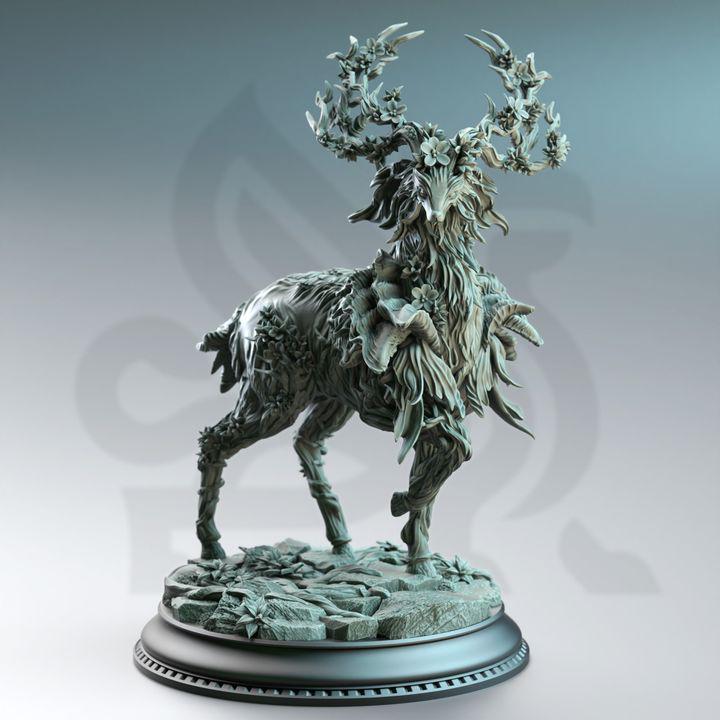
Noble Forest Spirit Miniature Dungeons and Dragons Deer Beast Mini RPG Tabletop Miniature DnD Painting Pathfinder 5e DnD Gwynevel - DmS