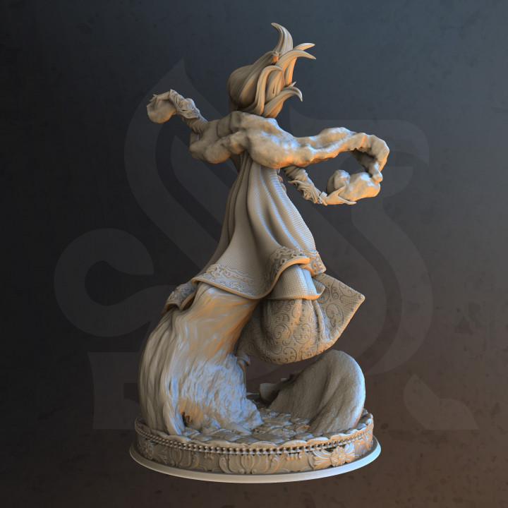 
Female Wizard Miniature DnD Dungeons and Dragons TTRPG Wargame Female Sorcerer Figurine Spellcaster Archmaester of Golden Wisdom - DmS