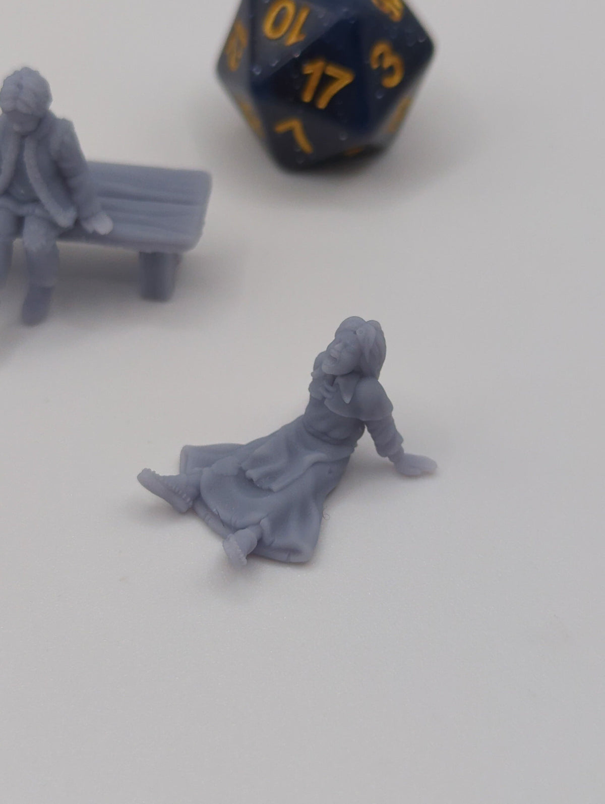 
Park Miniature Scatter Terrain DnD Dungeons and Dragons 28mm/32mm Sitting Children NPCs Wargame Miniatures Townsfolk NPC Children RPG Minis