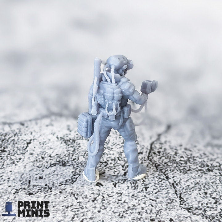 
Mirek, Specialist combat doctor, DnD, Dungeons and Dragons, Scifi soldier, Miniatures, Futuristic NPCs, Medic, Dieselpunk