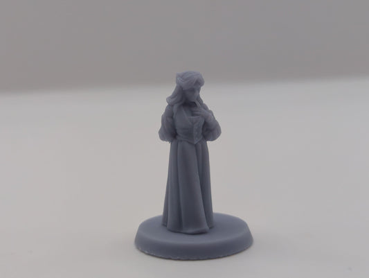 DnD Thief Miniature 28mm 32mm Scale, DnD Dungoens and Dragons TTRPG Miniature Innocent lady miniature by Vae Victis Miniatures