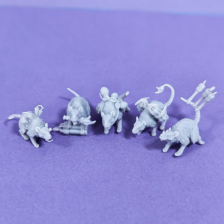 5pc War Rats DnD Dungeons and Dragons 28mm/32mm Rat Monster Miniature NPCs Wargame TTRPG Fantasy Figurines War Game Rats with Bomb Straps