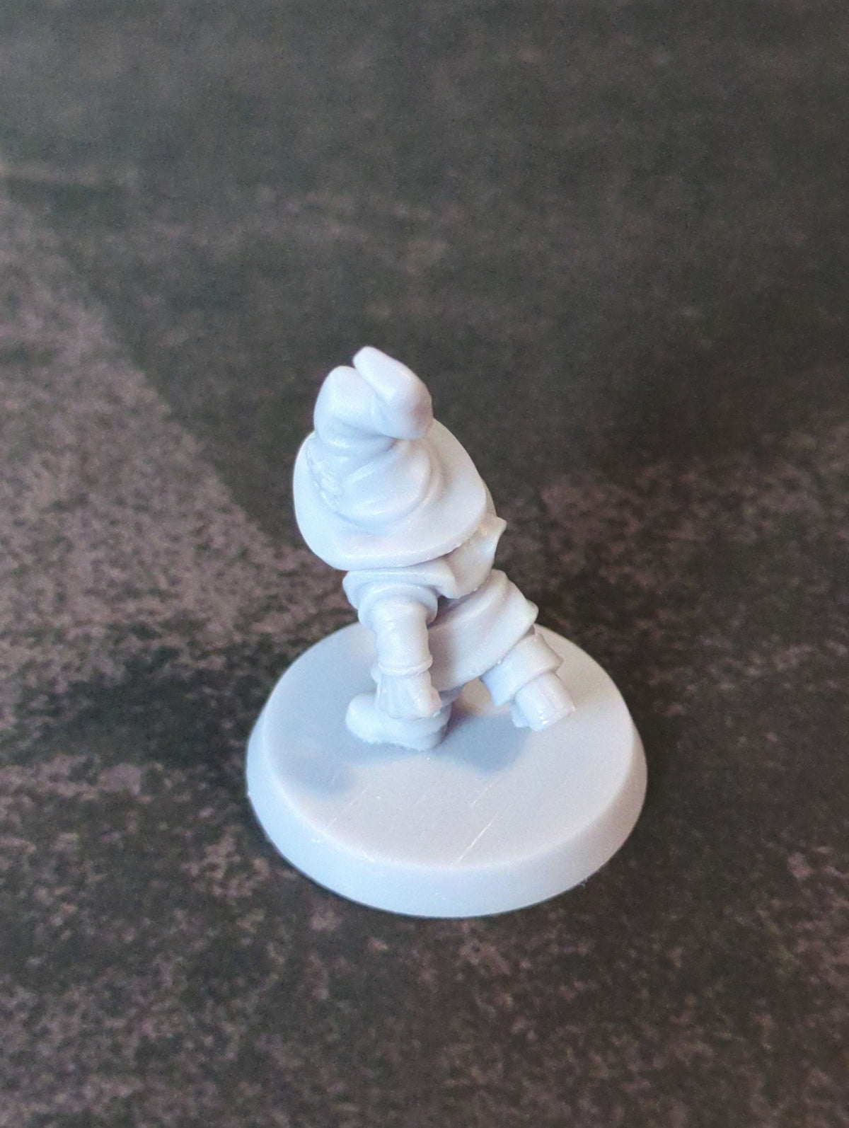 
Gnome Miniature, DnD, Dungeons and Dragons, Warband, Fantasy 5E, 28mm or 32mm, Tabletop RPG miniatures by Vae Victis