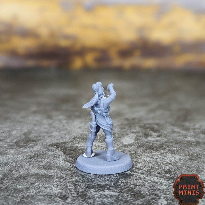 
Poison Mistress Gang Chemist Miniature