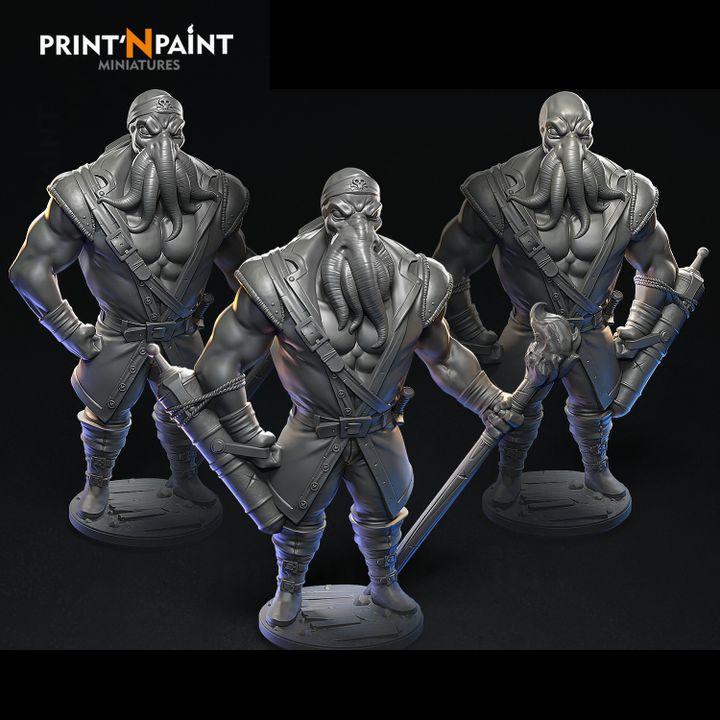 
Three Illithid Pirate miniatures