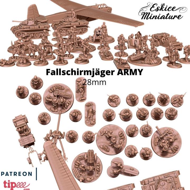 
70 piece World War II Fallschirmjäger army pack